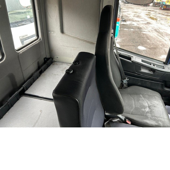 2016 IVECO 120E in 4x2 Tractor Units