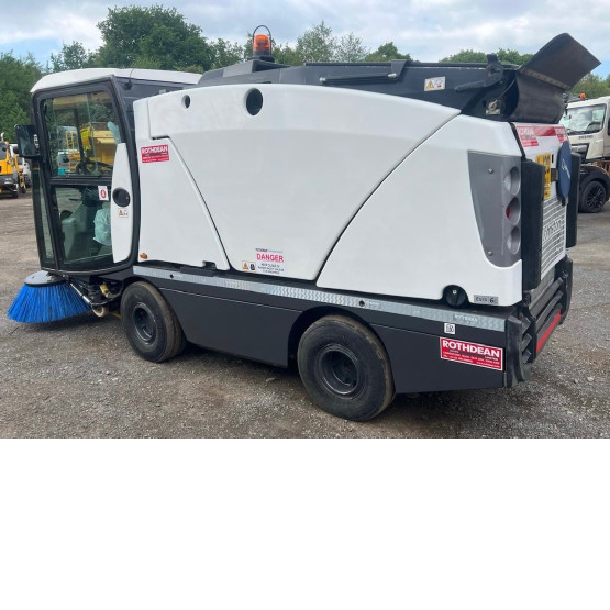 2020 JOHNSTON CX202 ROAD SWEEPER in Compact Sweepers